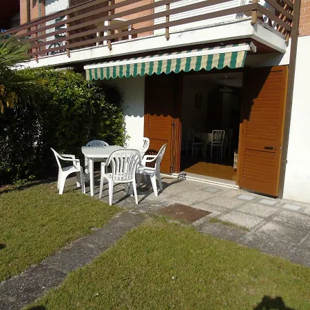 Fidia Apartment *